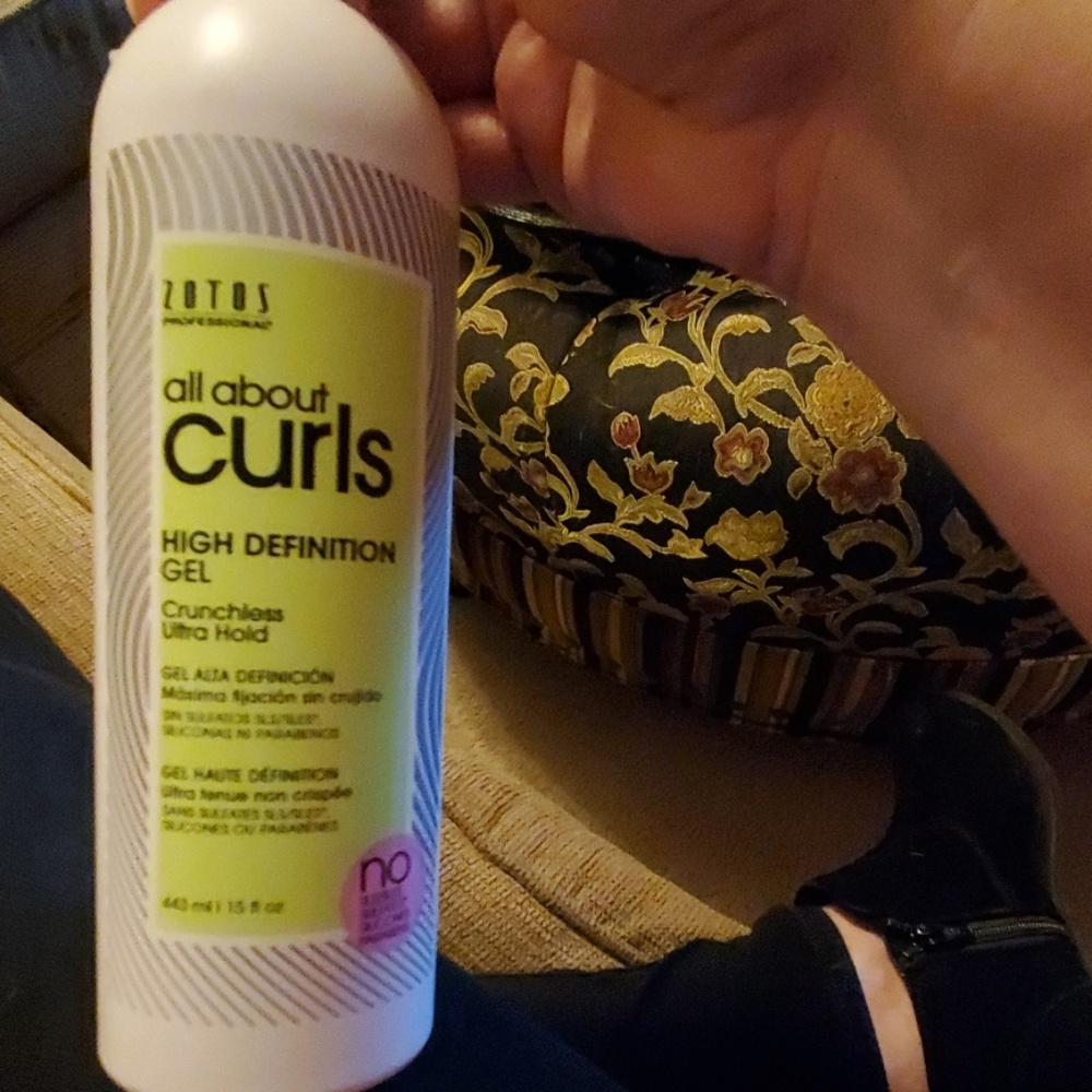 ZOTOS Professional  All About Curls Set - Picture 3 of 5
